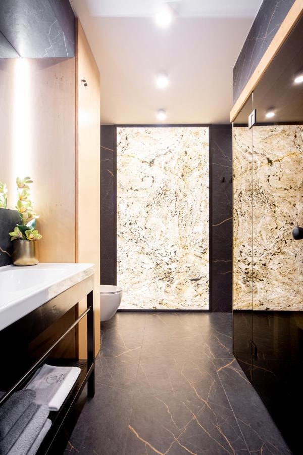 Jacuzzi Apartment Main Square Krakau Exterior foto